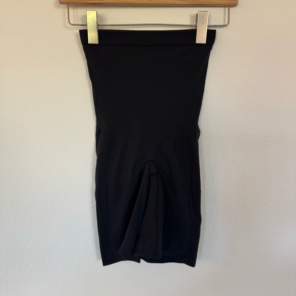 SPANX Women's High-Waisted Mid-Thigh Shaping Shorts Size Large - Picture 3 of 7